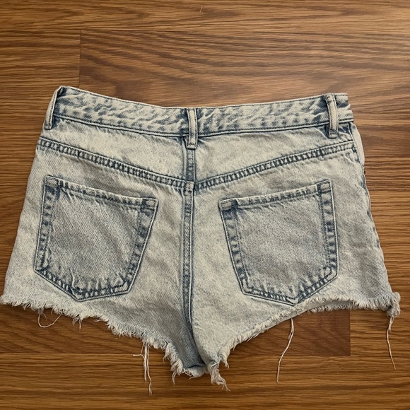 Pacsun denim shorts - Picture 2 of 2